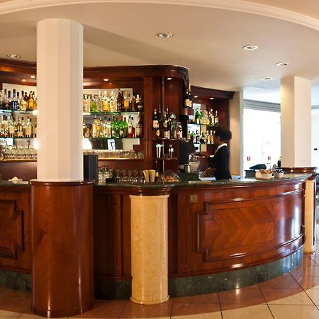 Hotel Villa Ducale Parma Buitenkant foto