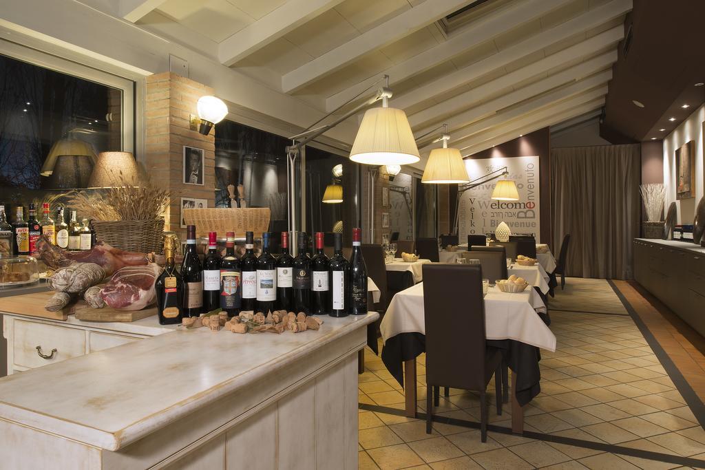 Hotel Villa Ducale Parma Buitenkant foto