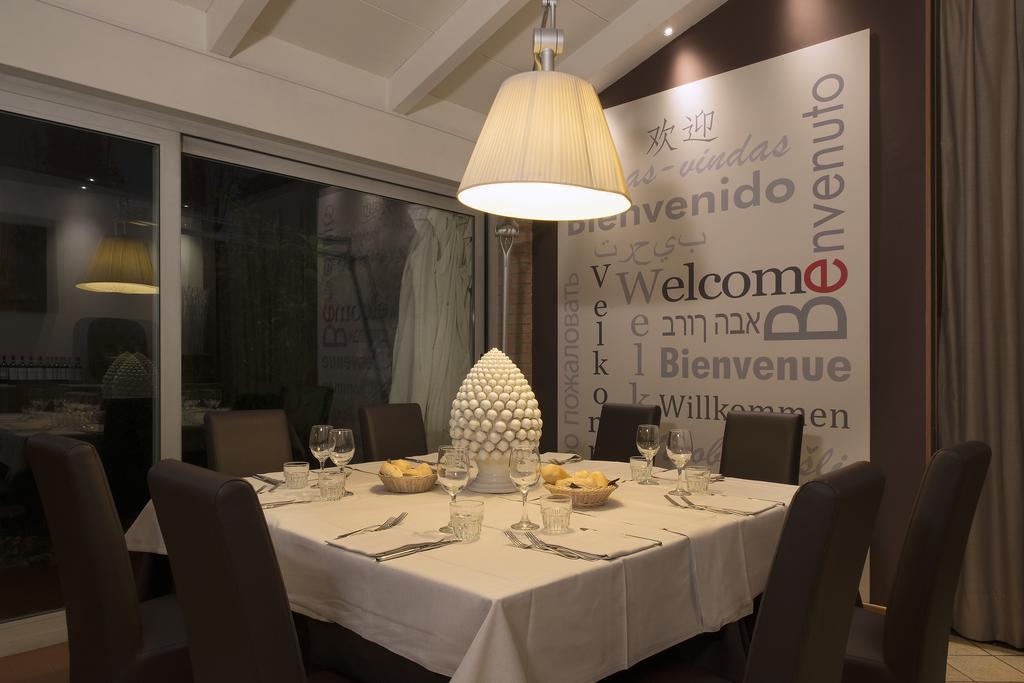 Hotel Villa Ducale Parma Buitenkant foto