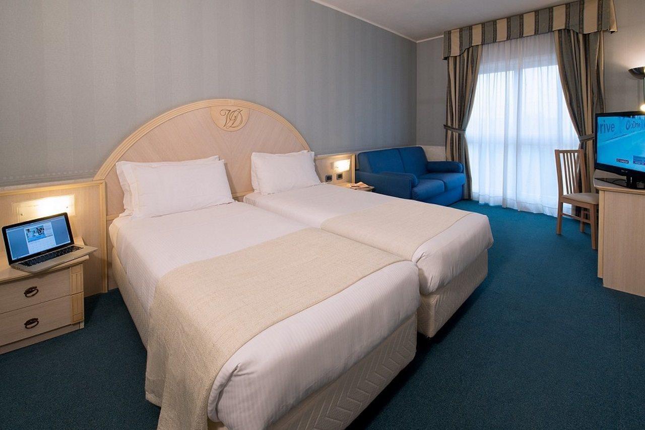 Hotel Villa Ducale Parma Buitenkant foto