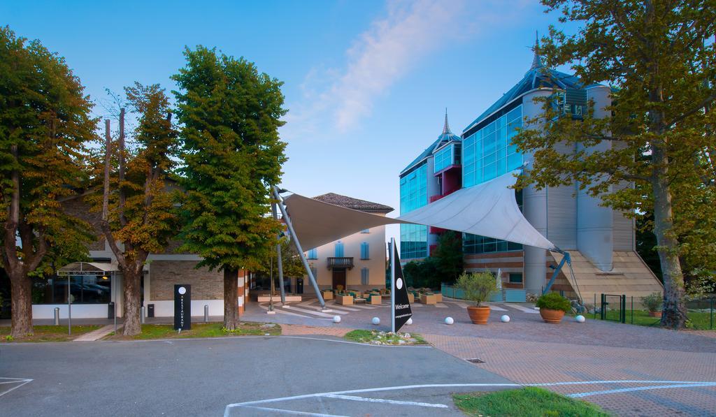 Hotel Villa Ducale Parma Buitenkant foto